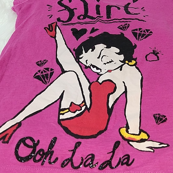 NWOT🌹Betty boop hot pink graphic t-shirt - Picture 2 of 10